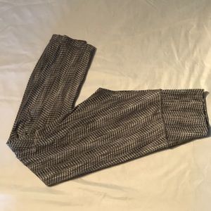 lululemon Size 4 Wunder Under High Rise 7/8 Tight
